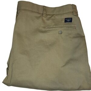 Dockers Men's Classic Fit Original Khaki Pleated Pants W44 L32 Cotton NEW w Tags
